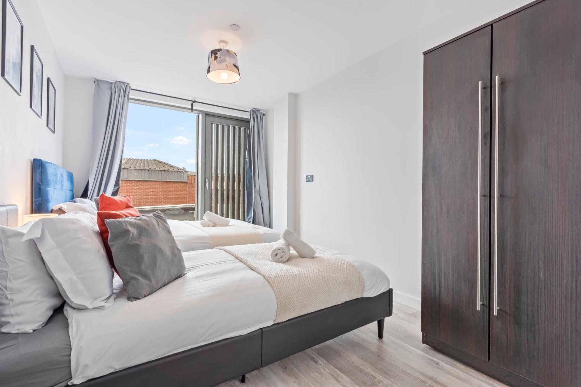 Meadow Haven - Monthly - On Street Parking & Netflix Apartment *